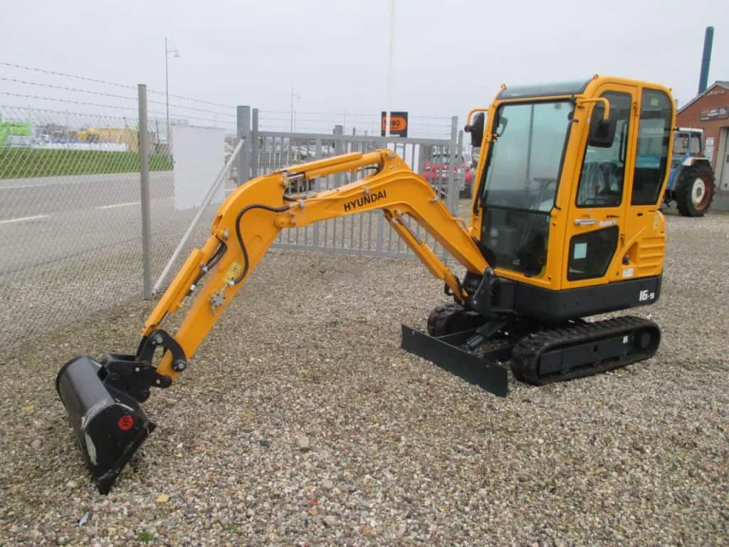 Аренда Мини-экскаватора Hyundai R16-9