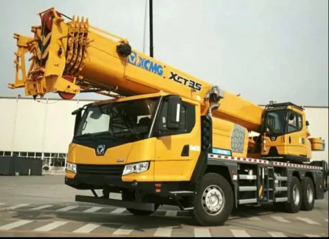 Автокран 35 т XCMG QY35K5