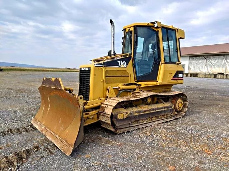Бульдозер 8,4 тонн Caterpillar D4K2