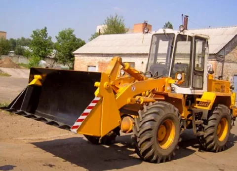 Фронтальный погрузчик Амкодор 333В (ТО-18Б3)