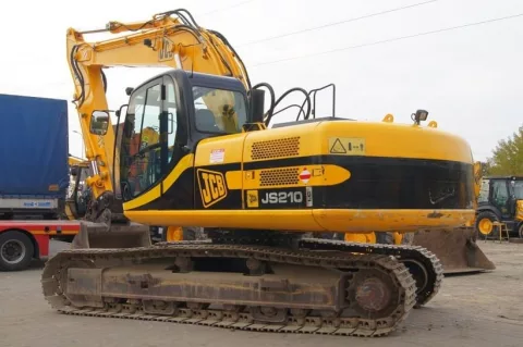 Гусеничный экскаватор JCB JS 210 LC