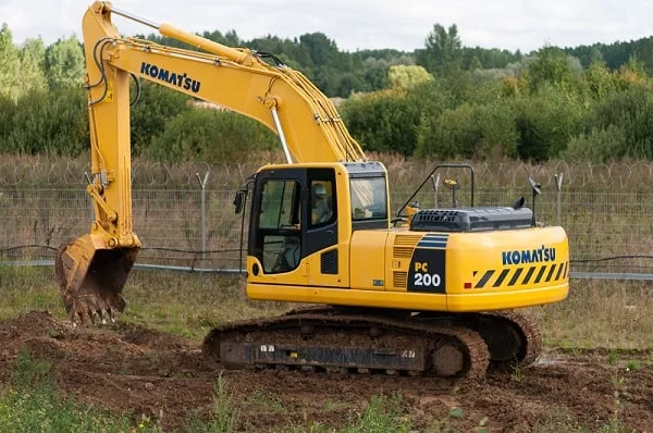 Гусеничный экскаватор Komatsu PC200
