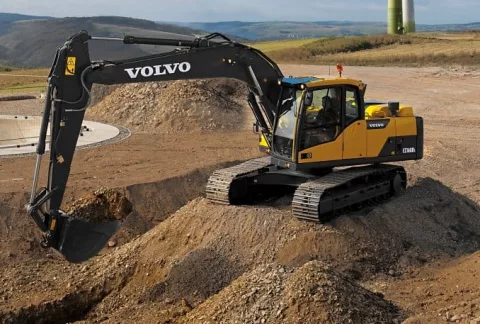 Гусеничный экскаватор Volvo EC170D