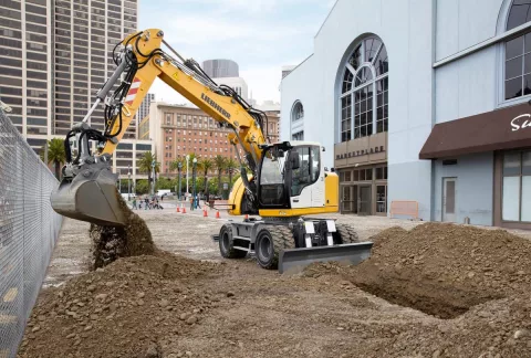 Колёсный экскаватор Liebherr A 913 Compact Litronic