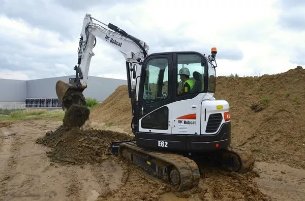 Мини-экскаватор Bobcat E62