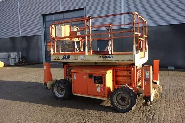 Ножничный подъёмник JLG 260MRT