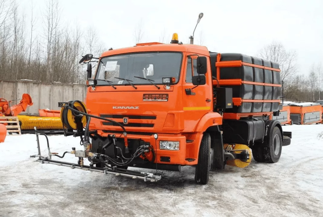 Поливомоечная машина на базе КАМАЗ МКДУ-3 12 м3