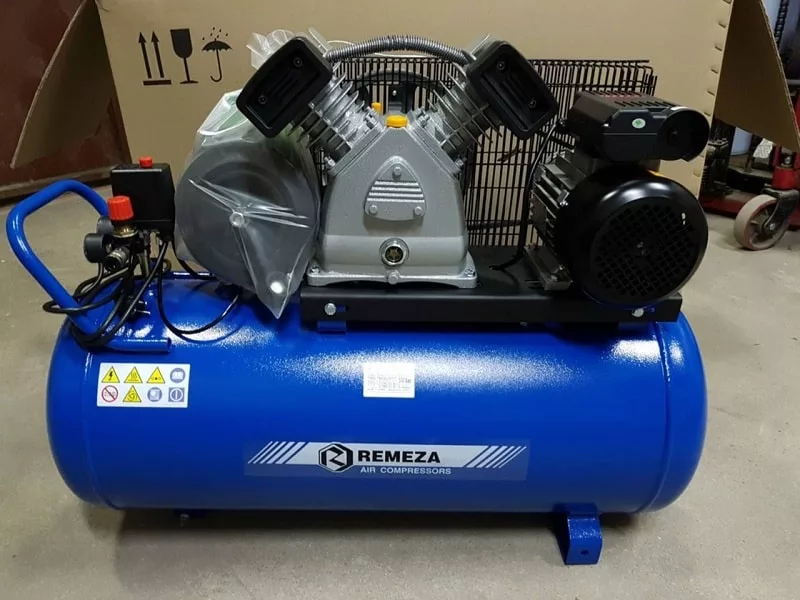 Поршневой компрессор Remeza СБ 4/С-100