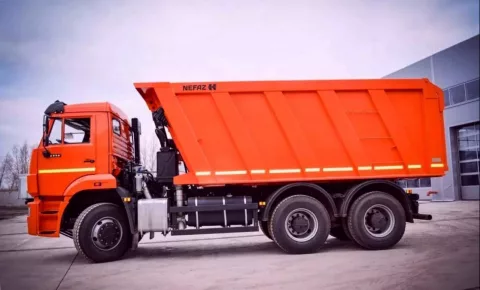 Самосвал КАМАЗ 6520