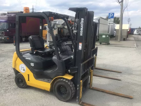 Вилочный погрузчик Komatsu FD15T-21